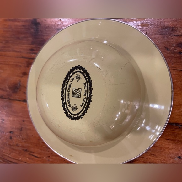 MacKenzie-Childs green Floral Camp 1995 Vintage Salad Soup 8" Bowls set of 2 - Picture 3 of 5